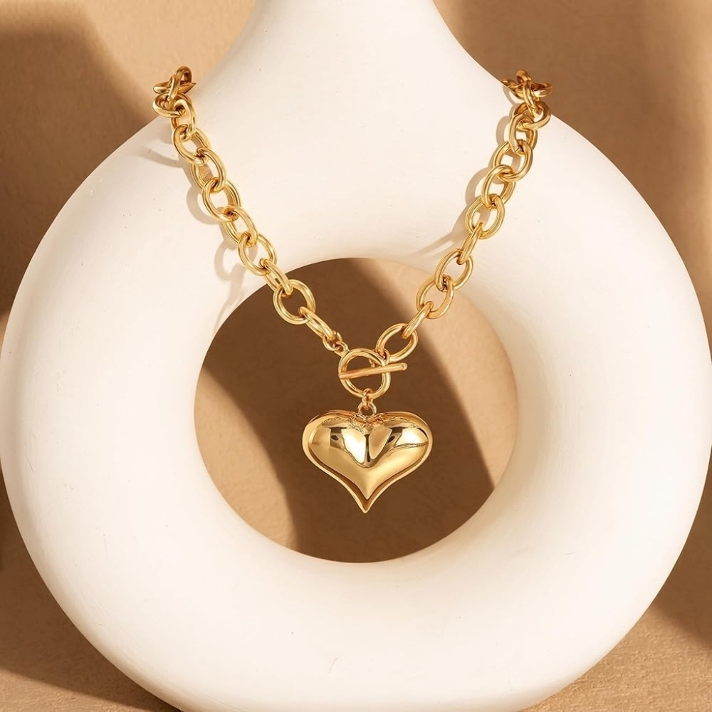 14K Gold Plated Chunky Heart Necklace - Picture 6 of 6